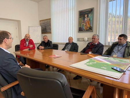 Župan dr. Tomaž Rožen sprejel župane iz Romunije (2)